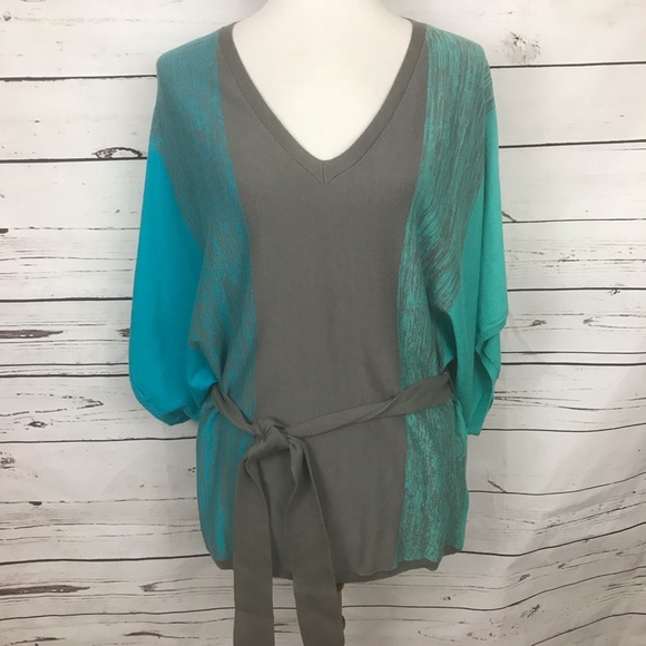 Trina Turk Sweaters - Trina Turk Dolman Sleeve Sweater Size Medium